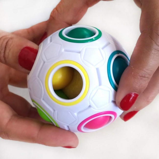 כדור הפלא Magic Ball – משחק חשיבה